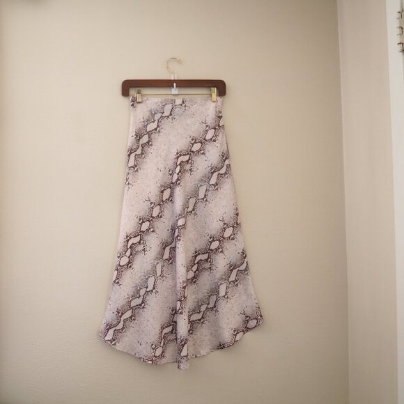 ! LBD by Design Satin Snake Reptile Print Side Slit Midi Skirt sz S - Picture 2 of 6